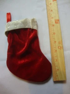 Kleiner rot weiß Rauten gemusterter Weihnachtsstrumpf festlich China Made - Bild 1 von 1