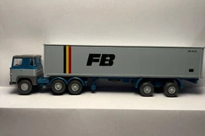 Wiking #520 Scania 111 Tractor Unit & FB Trailer 1/87 - Excellent Used Condition - Picture 1 of 3