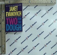 Two for the Dough [Stephanie Plum, No. 2] [Stephanie Plum Novels] [ Evanovich, J