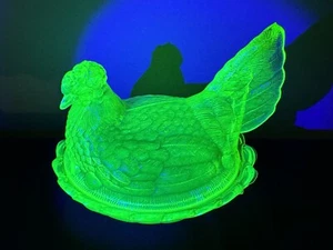 Uranium Vaseline Large Hen On A Nest 7” - Picture 1 of 8