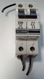 DISYUNTOR CIRCUITO USADO T/O Altech corporation ABL SURSUM 2D.20 2D20U - Imagen 1 de 6
