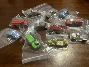 Tootsie Toy Lot Volkswagen Tow Truck, Earth Mover Chicago, Shuttle Truck - Picture 1 of 5