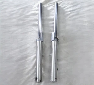 Juego de horquillas de suspensión delantera Yamaha V Star XVS 1100 1999-2000 OEM 5EL-23102-00-00 - Imagen 1 de 24