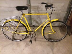 Raleigh Sprite 3 Speed mens bicycle (1970s, steel frame, yellow, solid, retro)