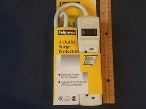 Fellowes 4 Outlet Surge Protector●3-foot Cord●90 Joules●No. 99038●New - Picture 1 of 3