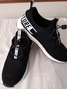 NEW Women's Juicy Couture Abria Black Slip-On Sneakers- Size 7 1/2 NWOT - Picture 1 of 8
