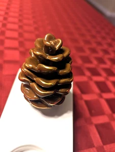 Nora Fleming Mini Platter Charm Topper PINECONE WITH GOLD RARE FIND Small Chip - Picture 1 of 9