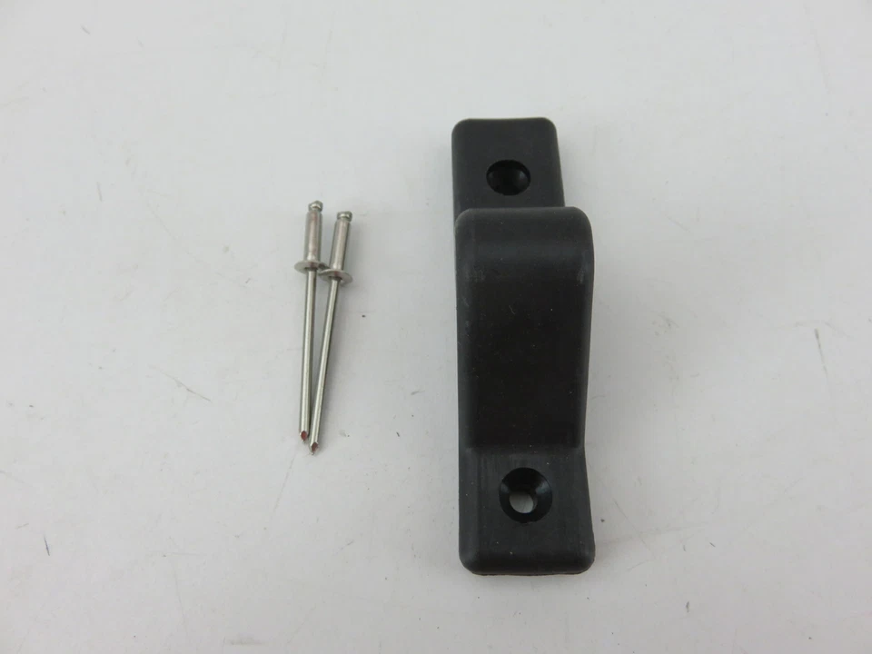 Cierre de parada de manija para camión de bomberos Pierce Manufacturing 1771133 Foto 1 de 1