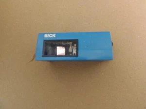 SALE - SICK CLV650-0120 / 1042121 Fixed Mount Barcode Scanner - Bild 1 von 6