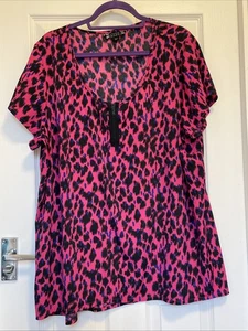 Joanna Hope Blue Black Pink Animal Top/Tunic Size 26 With 1/4 Zip - Picture 1 of 7