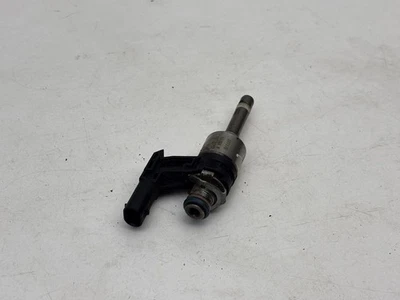 Inyector de combustible gasolina Volkswagen Golf VI 2010 03F906036B 77kW LIU31737 Foto 1 de 3
