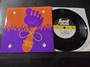 Elvis Costello – From Head To Toe VG++ Original 45RPM Record & Pic Sleeve 1982 - Picture 1 of 5