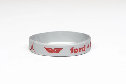 New Air Jordan Blake Griffin Detroit Pistons PE Made Ford + Finn Bracelet Silver Cover