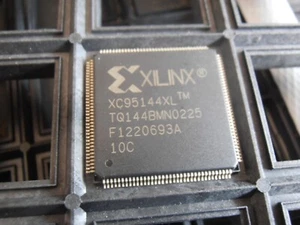 1x   XC95144XL-10TQ144C  CPLD  3.3V   XC95144XL   TQFP144   XILINX - Picture 1 of 1