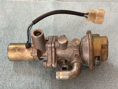 84 85 Mazda RX-7 13B Air By-Pass Corol Valve N304 084450-1020 - Image 1 of 4