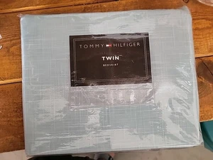 Falda de cama doble Tommy Hilfiger Classics color pétalo ráfaga 55 % algodón 45 % poliéster nueva en paquete - Imagen 1 de 3