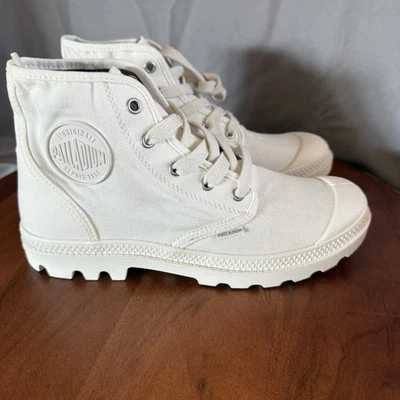 Palladium Womens PAMPA HI Star White Size 9 Boots High Top Canvas Iconic Classic - Image 1 of 4