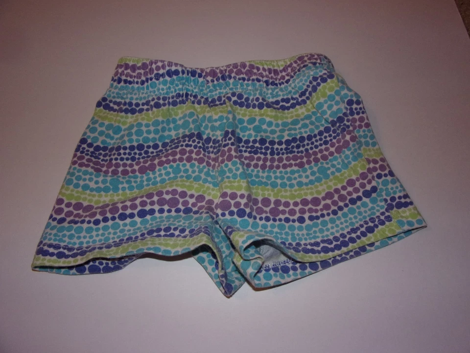 Pantalones cortos a lunares Wonder Kids: 4T para niñas Foto 1 de 2