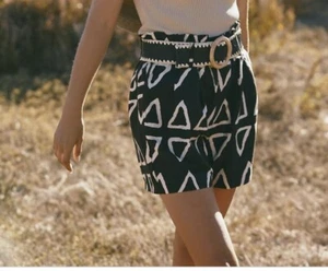 NWT! Corey Lynn Calter Alexa Paperbag Shorts, Size Small - Picture 1 of 7