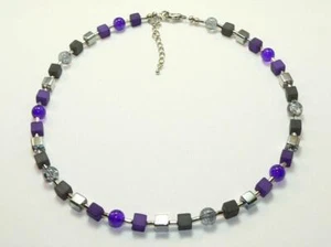 Halskette Kette Würfelkette Würfel Cube grau Perlen Glas lila crash 339d - Bild 1 von 3