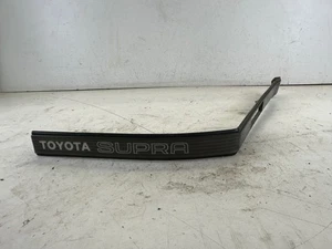 Toyota Supra Turbo Right Rear Bumper Rub Strip Molding MK3 MKIII 86-92 OEM - Foto 1 di 12
