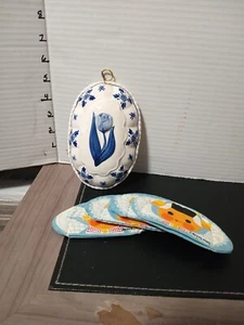 Delft Blue Wall Plaque Tulip 5 1/4 Inch + 5 Egg Warmers - Picture 1 of 3