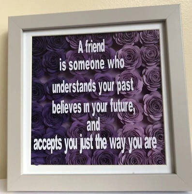 Caja de sombra de regalo personalizada, marco de caja de flores 3D, flores de papel, rosas  Foto 1 de 3