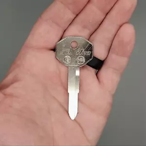 5x Ilco X121 / DC3 Key Blanks 1983-95 Dodge, Mitsubishi, Isuzu Nickel Plated NOS - Picture 1 of 3