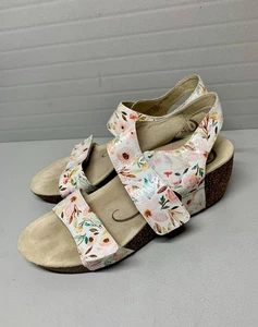ABEO Women’s Una Wedge Floral Print Sandals Size 10 M~VERY GOOD CONDTION! - Picture 1 of 10