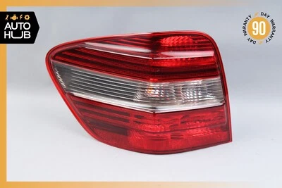 06-08 Mercedes W164 ML63 AMG ML320 ML550 lâmpada traseira lateral esquerda do motorista fabricante de equipamento original - Imagem 1 de 4