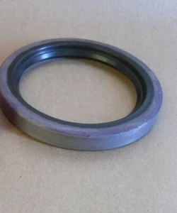 82X110X13 GOETZE OIL SEAL SINGLE LIP - Picture 1 of 2