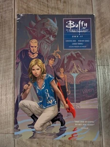 Buffy Season Ten Volume 6: Own It (Buffy the Vampire Slayer: Season 10) - Foto 1 di 7