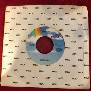 BUDDY HOLLY   PEGGY SUE/EVERYDAY  7" VINYL 45   MCA -60004 WITH  MCA SLEEVE - Picture 1 of 2