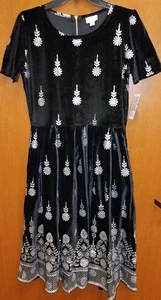 Lularoe Amelia Dress Large Elegant Black Velvet Dipped Glitter Silver Unicorn - Picture 1 of 5