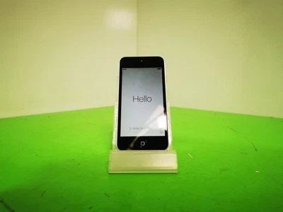 Apple iPod Touch 5th Gen A1509 16GB Silver iOS 9.3.5 - Image 1 of 4