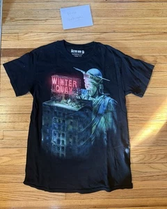 Doctor Who Black Winter Quay Weeping Angel Statue of Liberty shirt Small - Picture 1 of 5