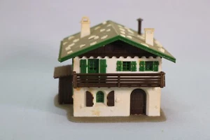 DD329 POLA 548 train Ho Maquette montée Chalet de montagne Alpenrose - Imagen 1 de 7