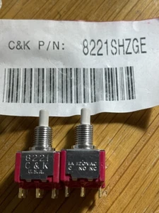 C&K 8221SHZGE Drucktastenschalter mit Befestigungsmuttern; in Posten von 1, oder 5 oder 10 - Bild 1 von 1