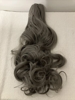 Женский коготь зажим шиньон, пони хвост, 20 в длину, серый, синтетический - Изображение 1 из 3