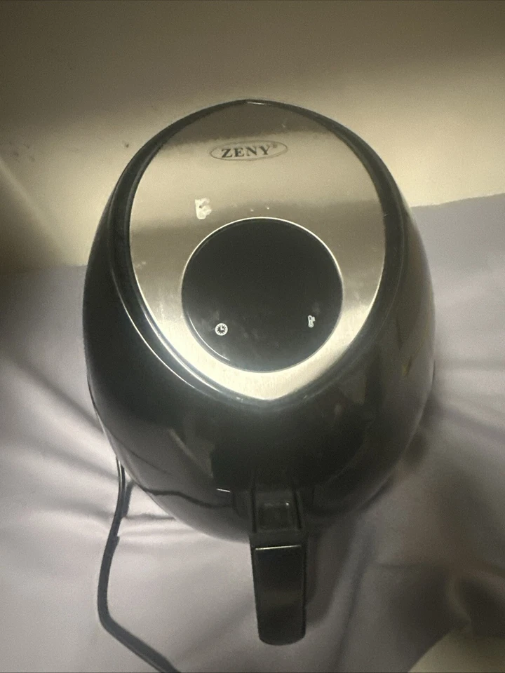 ZENY USA Electric Item H01-1105A  120 V 60Hz 3.5 L Air Fryer -  Black - Image 1 of 4