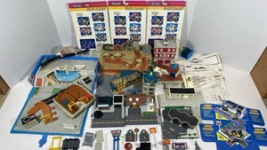 Lot of Micro Machines Playsets Street Corners, Marina, Battle Fortress 80s & 90s - Picture 1 of 24