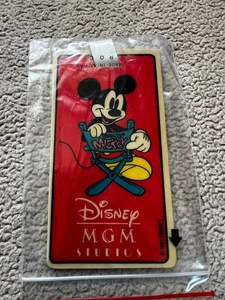Neu in Verpackung Vintage Disney MGM Studios Kofferanhänger Regisseur Mickey 1987 - Bild 1 von 2