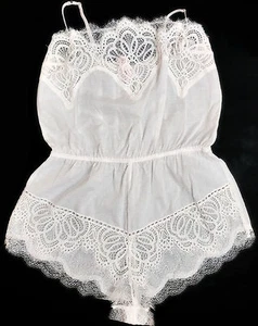 New Victoria's Secret Floral Dream Angels Crochet Lace Romper White Lingerie - Picture 1 of 8