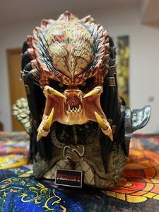 Predator 2: Life Size Bust Prop Replica Sideshow Cool Props - Imagen 1 de 14