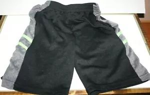 Quad Seven Boy's Shorts Size M(8/10) Athletic Black, Gray & Lime Green - Picture 1 of 3