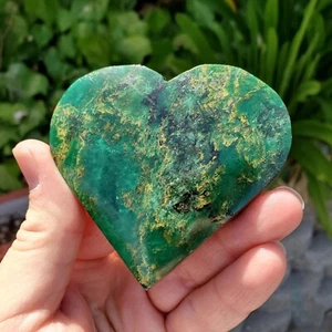 2"~3" Heart Emerald Green Tumbled Healing Pocket Palm Stone Collection Decor - Picture 1 of 3