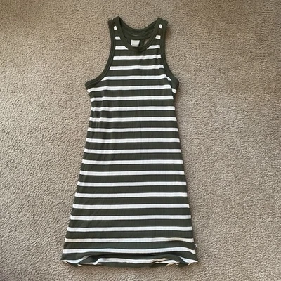 Vestido sin mangas Mountain Hardwear Lookout para mujer verde oliva y blanco a rayas talla L Foto 1 de 4