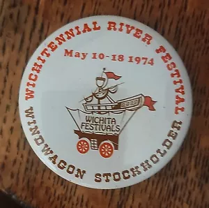 VINTAGE 1974 WICHITA KS RIVER FESTIVAL PINBACK BOTTONE COME NUOVO! - Foto 1 di 2