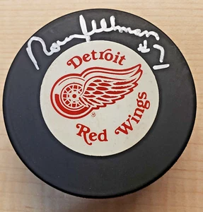 NORM ULLMAN #7 DETROIT RED WINGS Hockey Puck - Picture 1 of 2