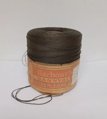 Large Barbour's Bannvale Linen  Green Thread Size 18 cord - Lisburn Over 1 Ib - Image 1 of 4